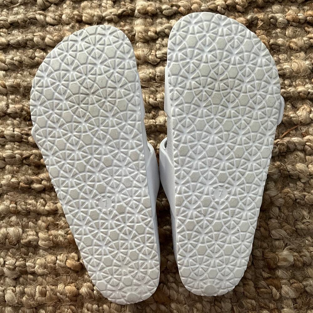 Shade & Shore Neida EVA Two Band Footbed Slide Sandals Bundle Black White 7 - Picture 11 of 15